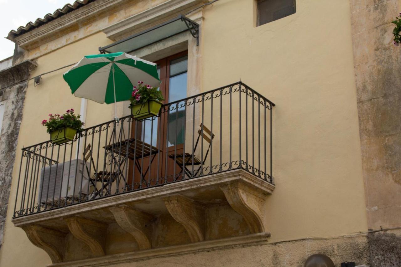 Noto Bedda Bed&Breakfast Екстериор снимка